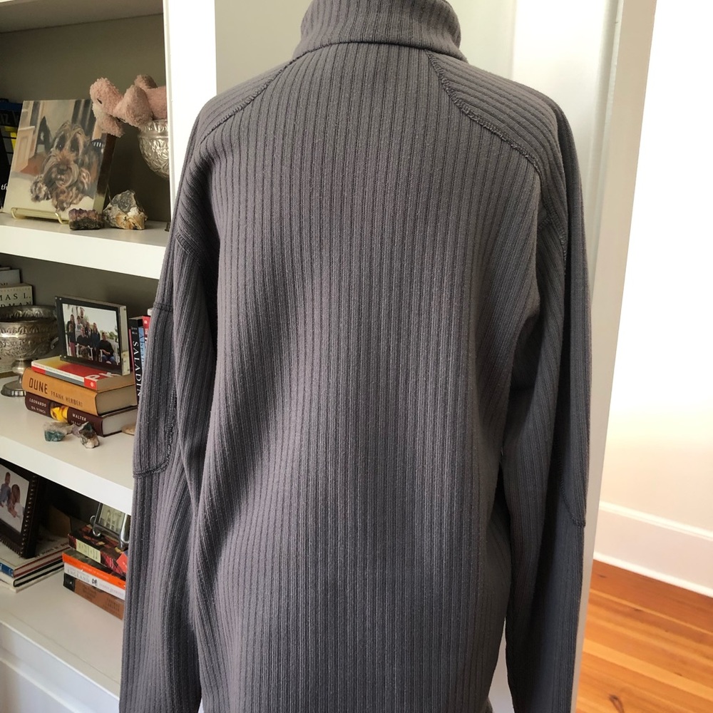 Men’s Columbia Zippered Pullover - Picture 8 of 9